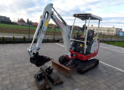 2018 Takeuchi TB216