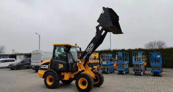 2014 JCB 406 B